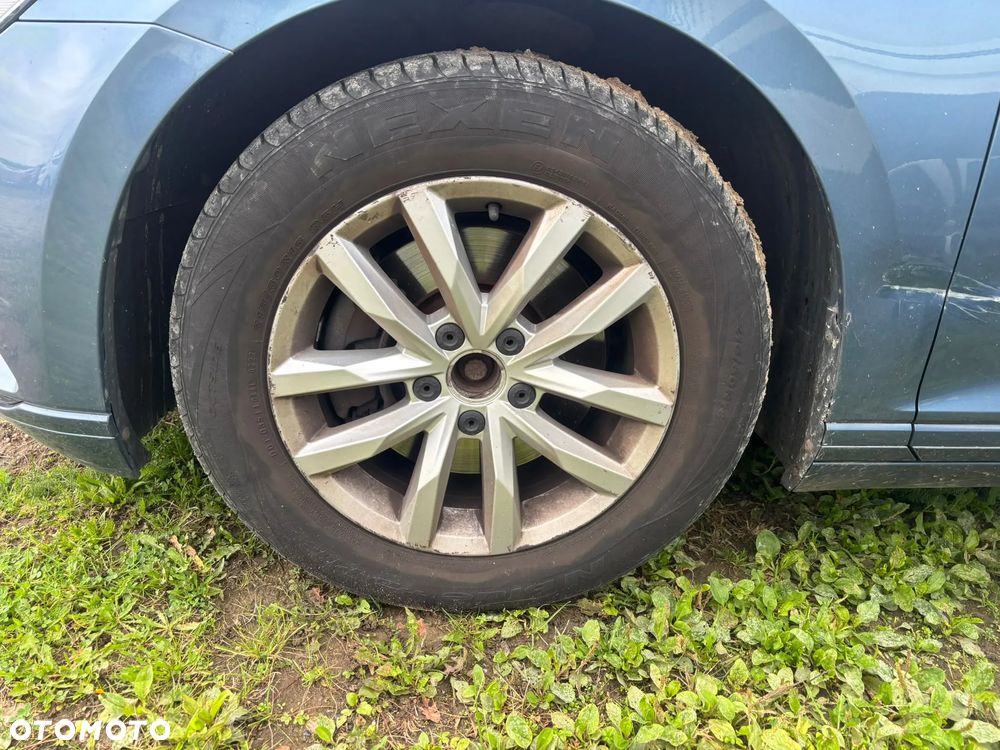 Volkswagen Passat 1.4 TSI BMT ACT Comfortline - 24
