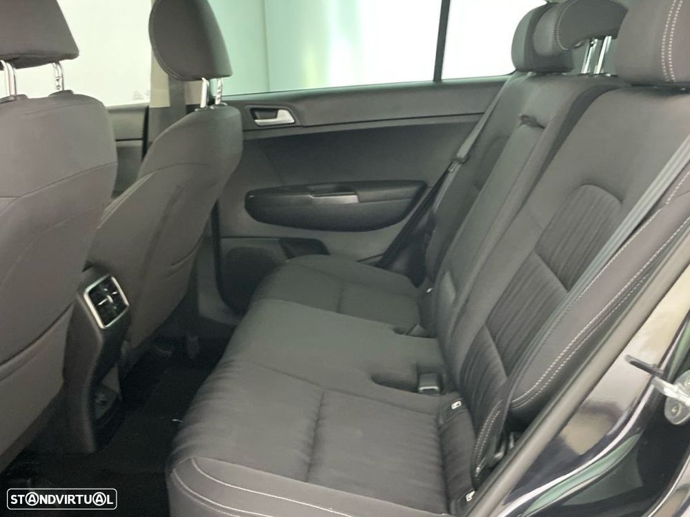 Kia Sportage 1.6 GDI ISG EX - 12