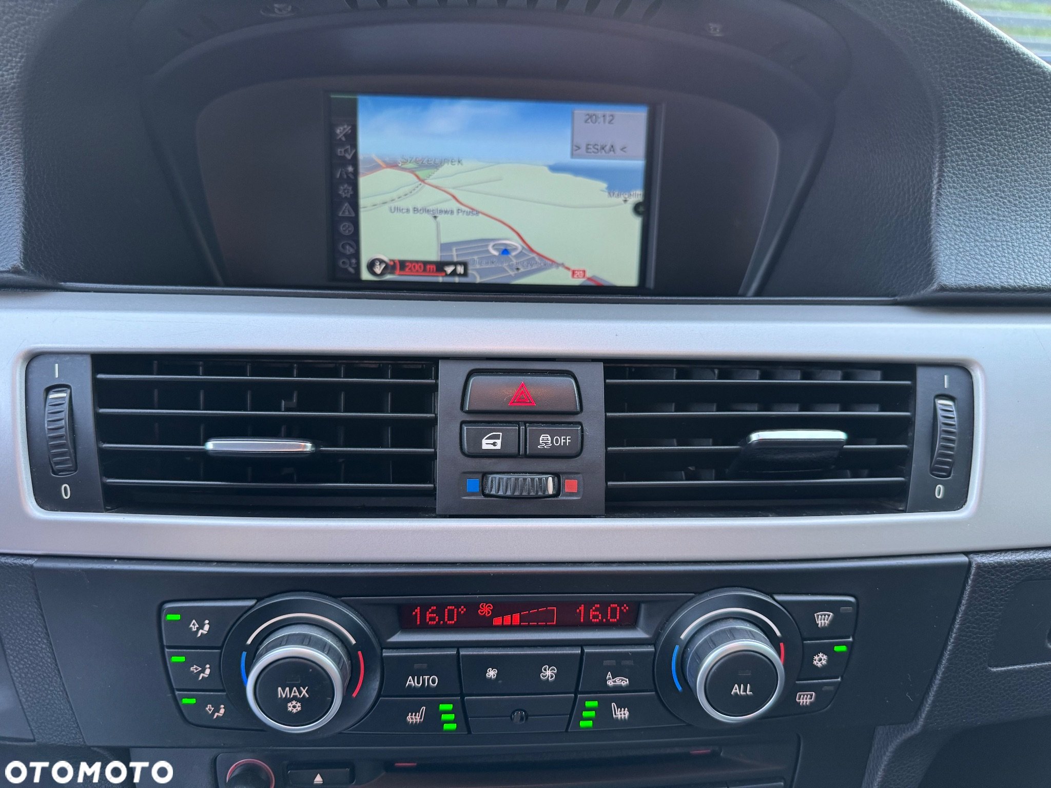 BMW Seria 3 318d - 16