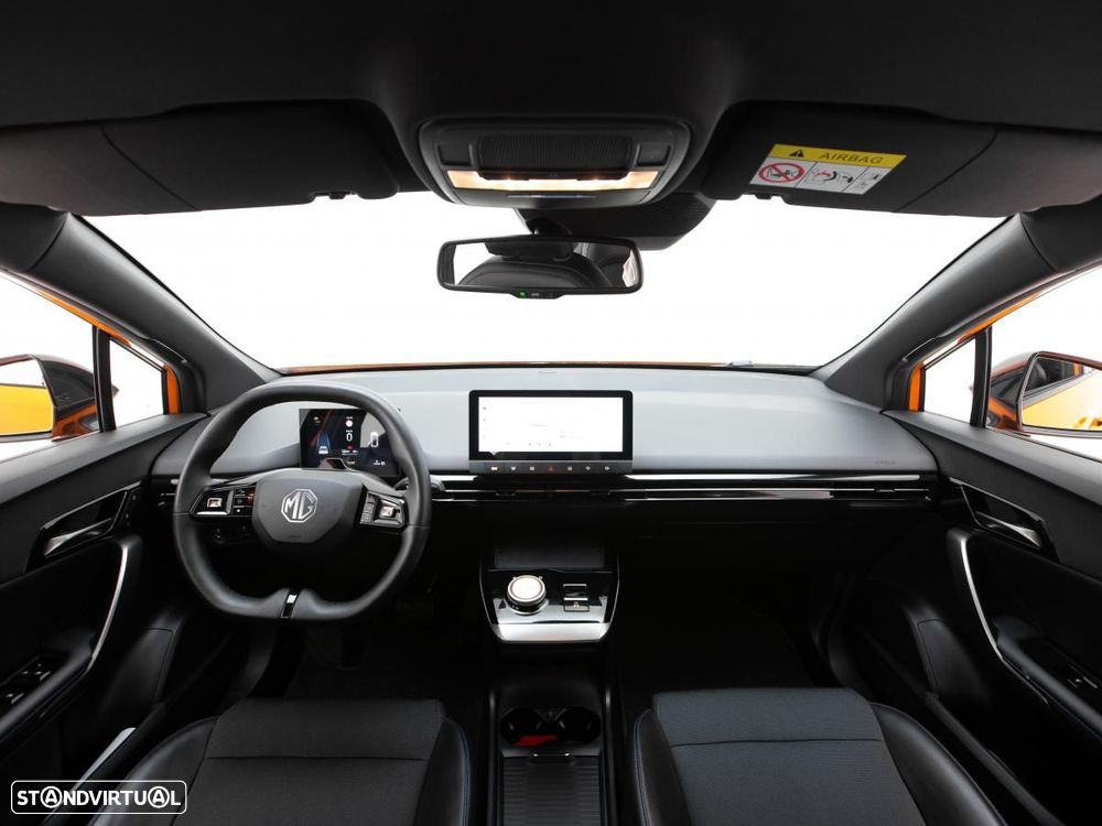 MG MG4 64 kWh Luxury - 7