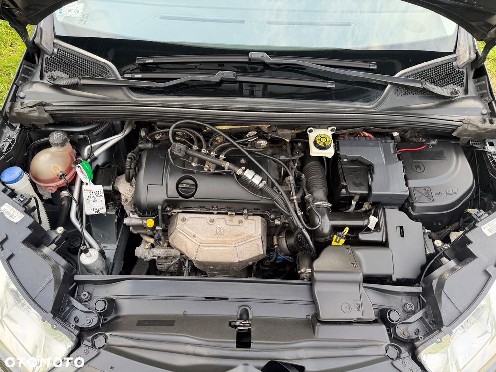 Citroën C4 VTi 95 Attraction - 21