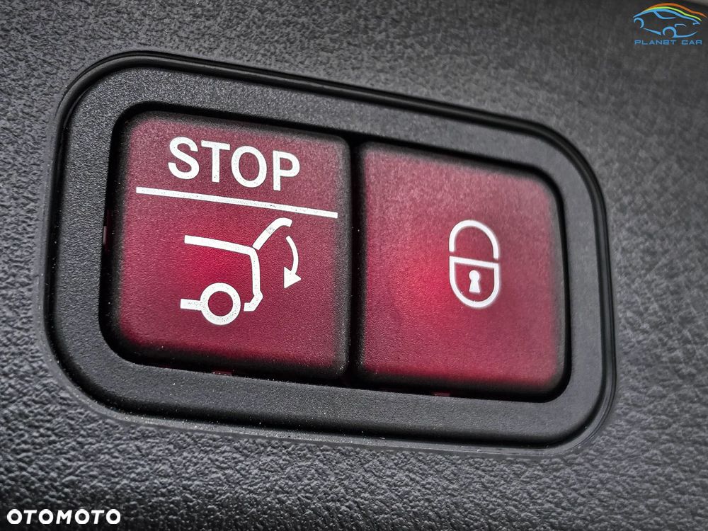 Mercedes-Benz EQB 250+ - 12