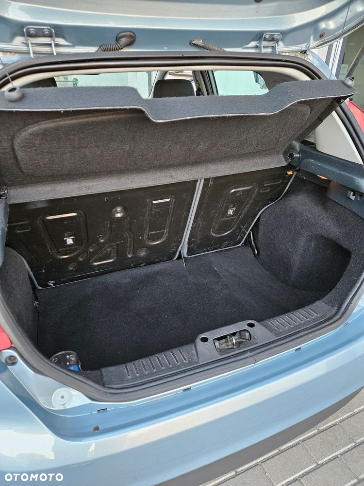 Ford Fiesta 1.4 TDCI - 8