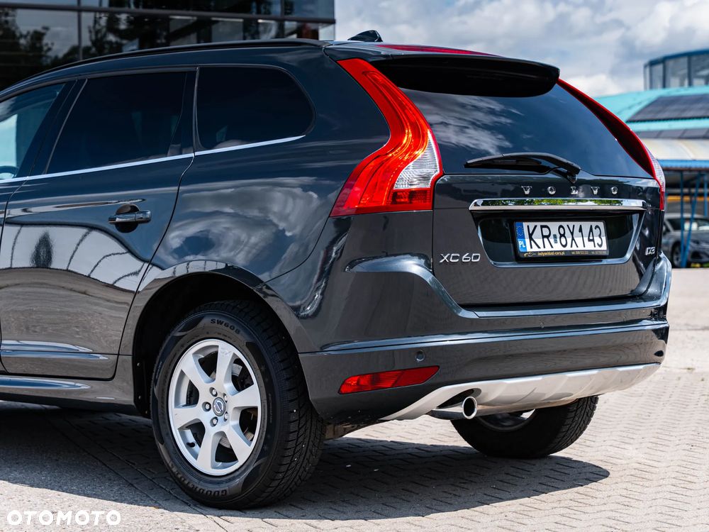 Volvo XC 60 D3 Edition Pro - 11