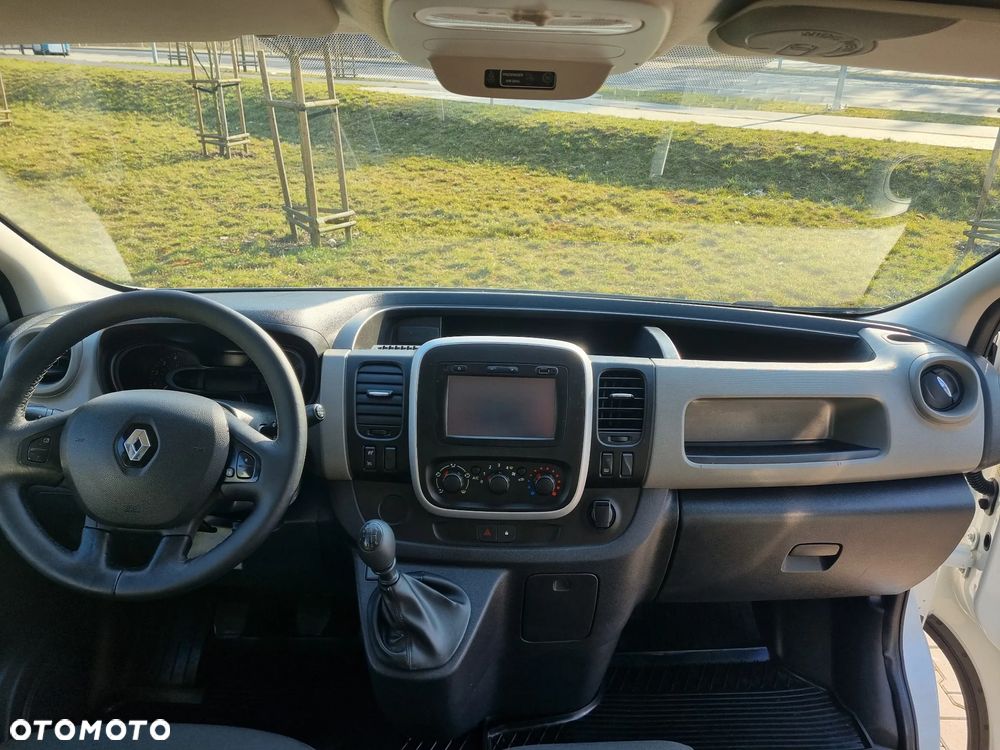Renault Trafic - 15