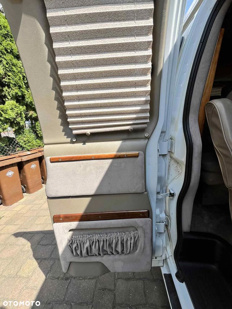 Chevrolet Express - 20
