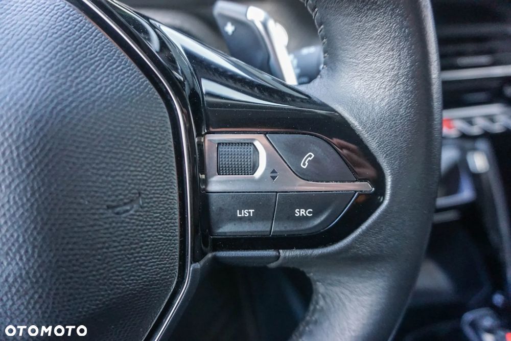 Peugeot 2008 1.2 PureTech Allure Pack S&S EAT8 - 13