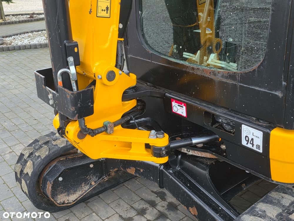 JCB JCB 8026 mini koparka 3 łyżki szybkozłącze 1 wł sprowadzona serwisowana idealna 8025 - 11