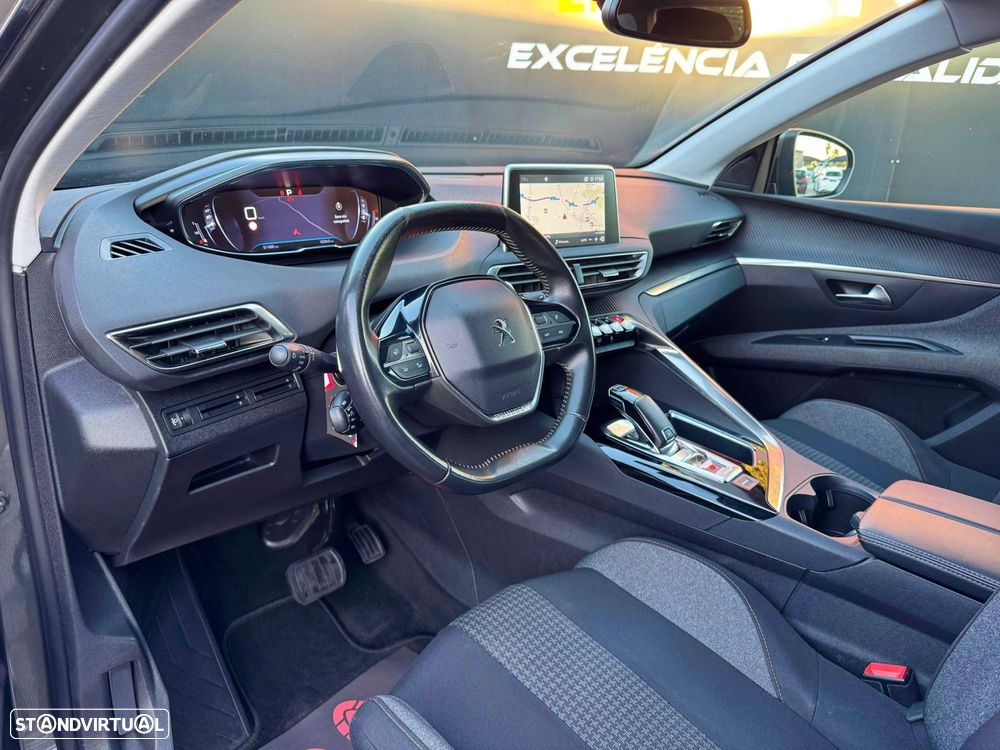 Peugeot 5008 1.5 BlueHDi Allure EAT8 - 8