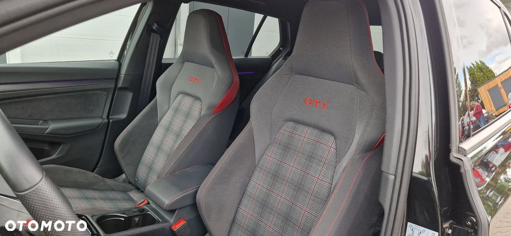 Volkswagen Golf - 7