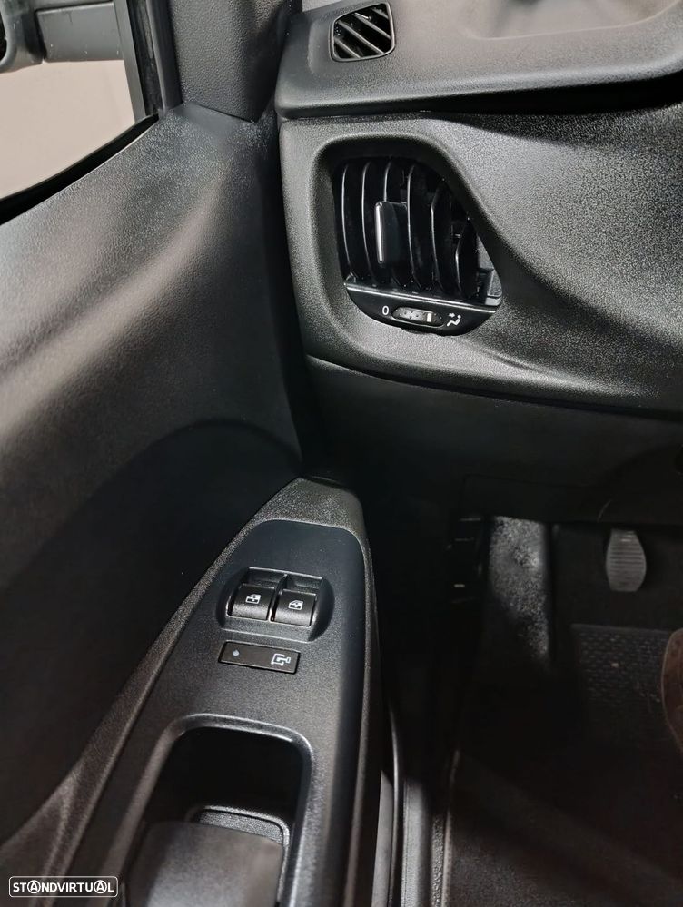 Fiat Doblo 1.6 M-Jet XL (3 Lug. ) - 29