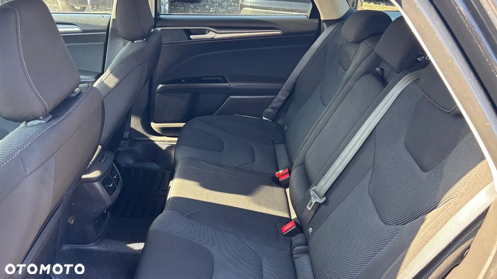 Ford Mondeo 2.0 TDCi STart-Stopp Titanium - 23