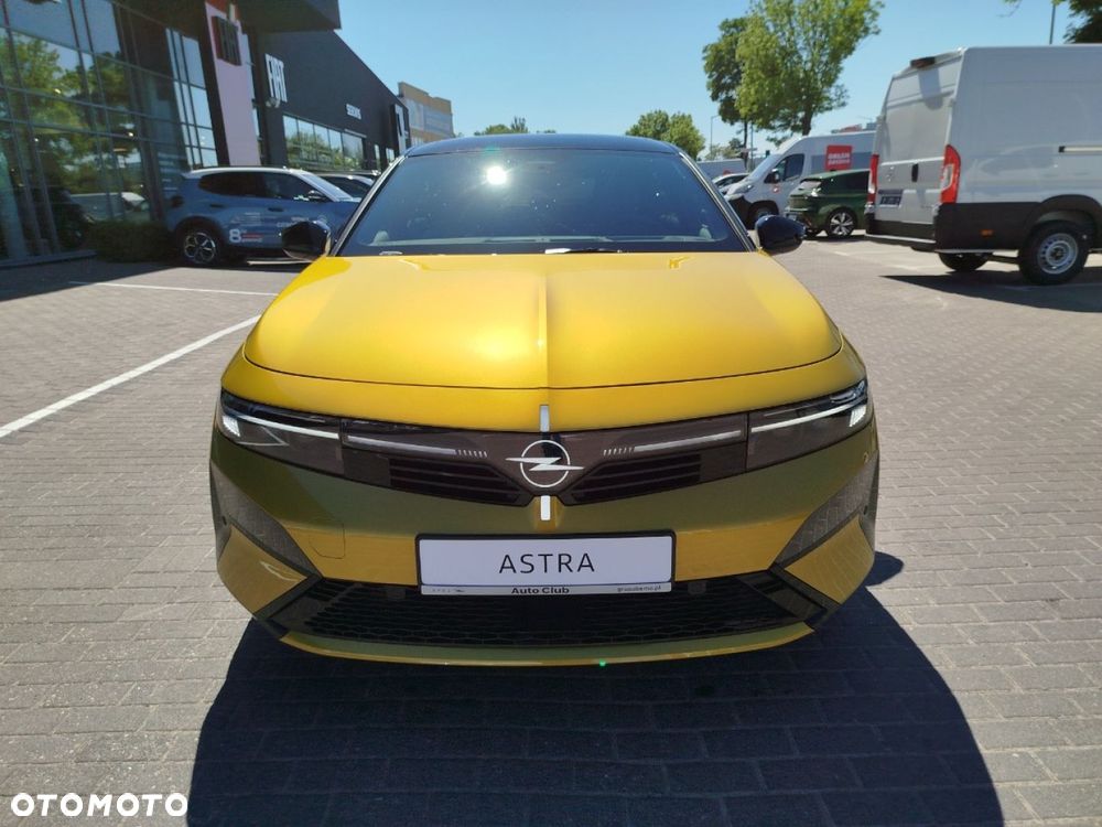 Opel Astra - 10