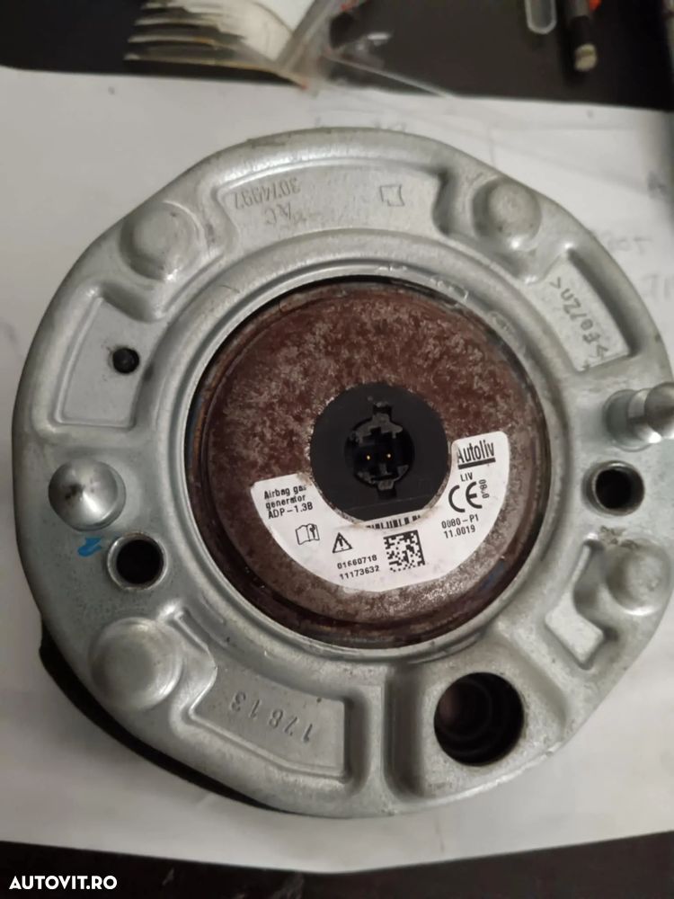 Airbag volan rotund bmw SERIA 1 F20, SERIA 3 F30, SERIA 5 F10, F11, X3, X4, X5, X6 F25, F15, F01 - 2