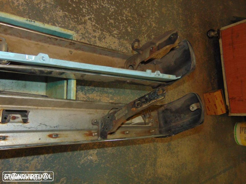 Datsun 1600 Stanza pára-choques - 5