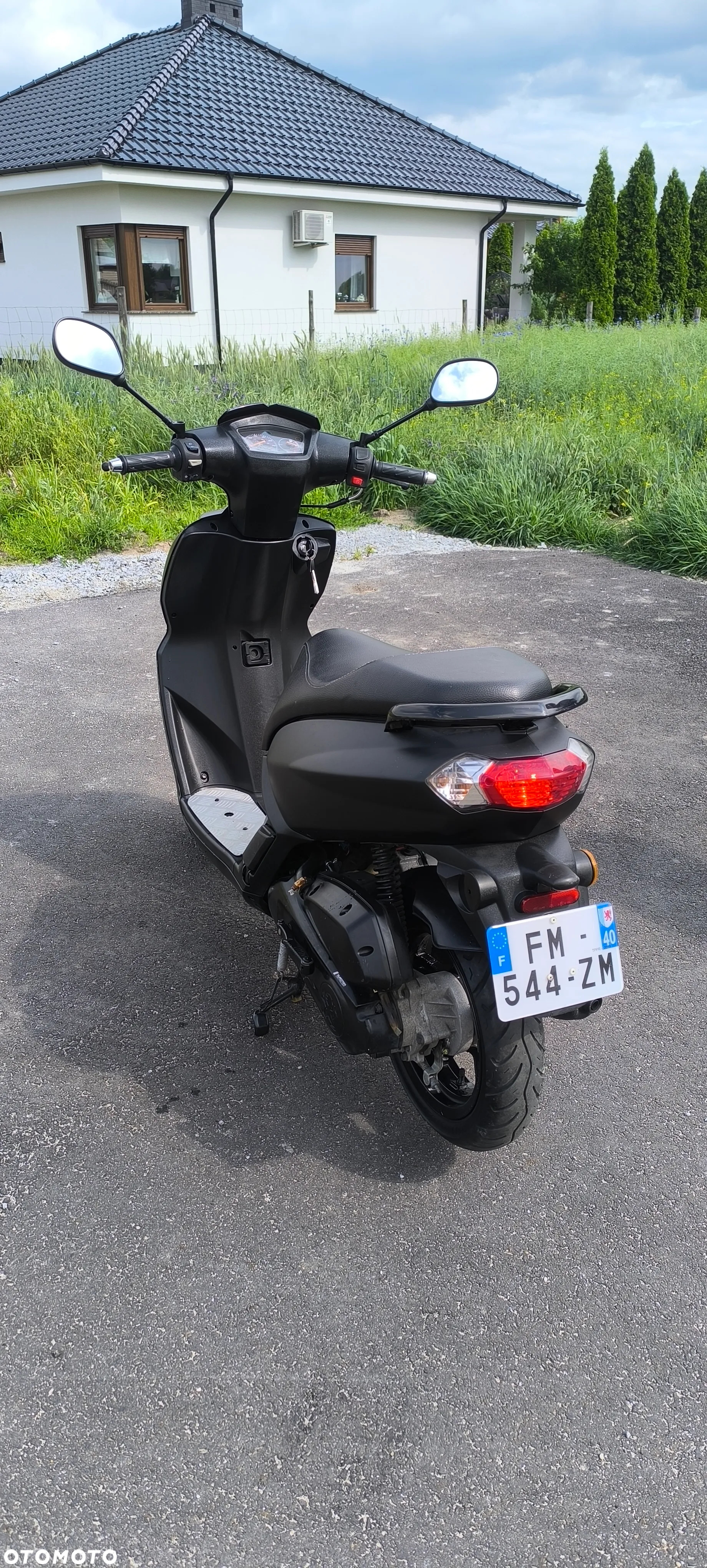 Peugeot Kisbee - 5