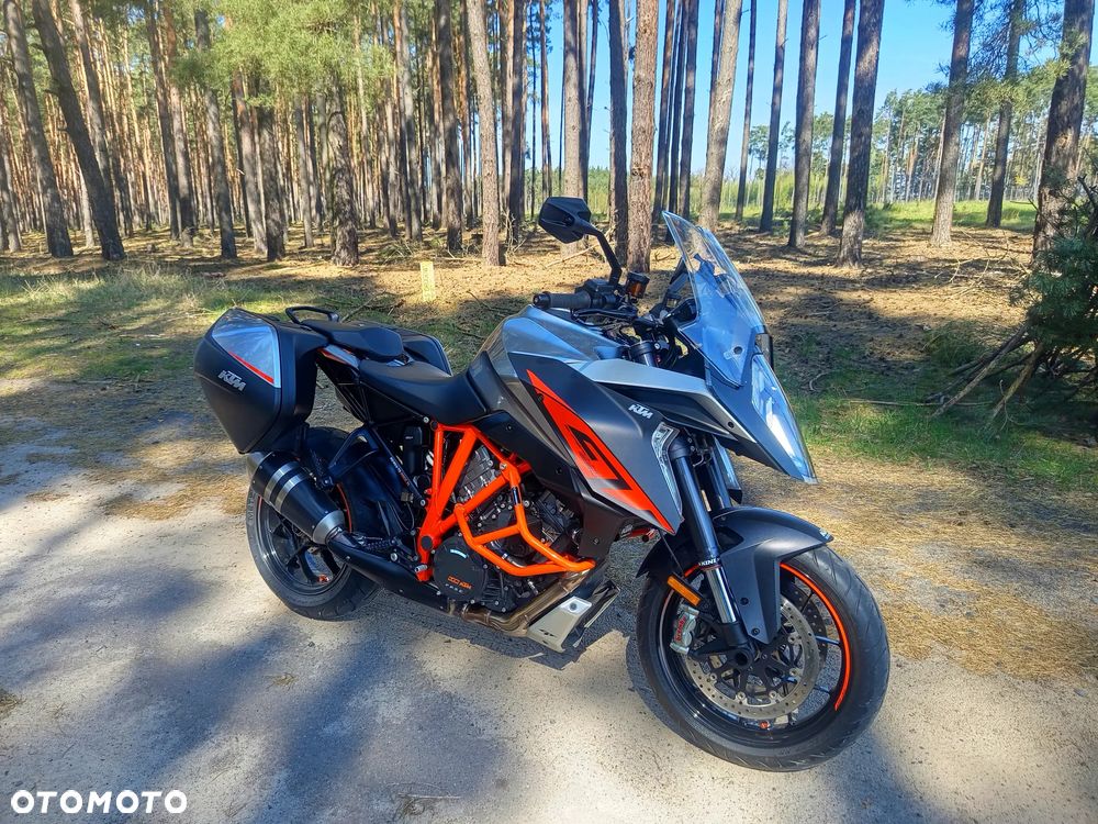 KTM Super Duke - 1
