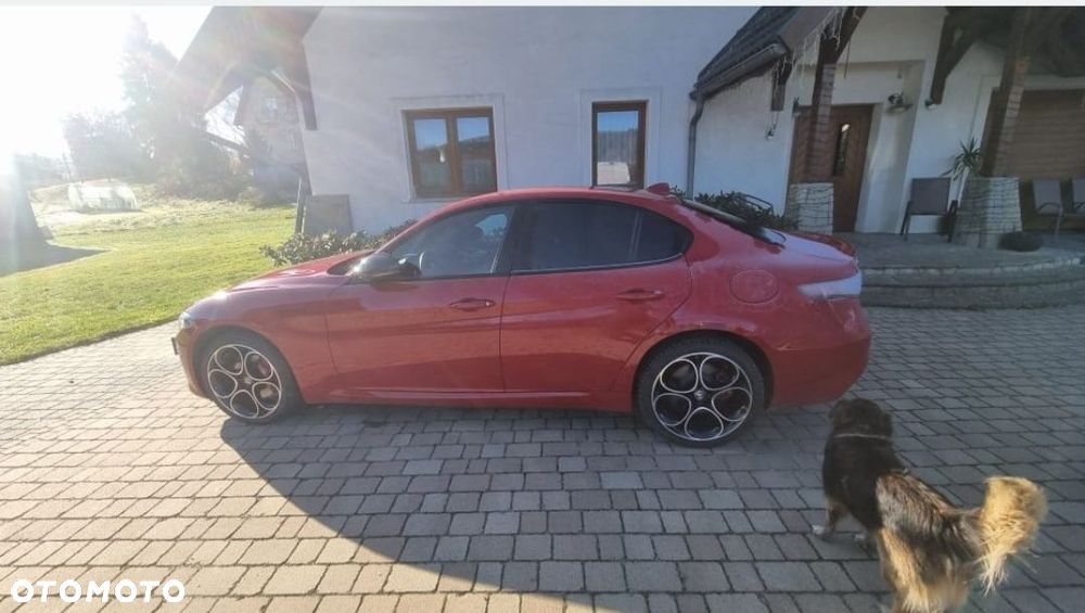 Alfa Romeo Giulia 2.0 Turbo 16V AT8-Q4 Competizione - 2