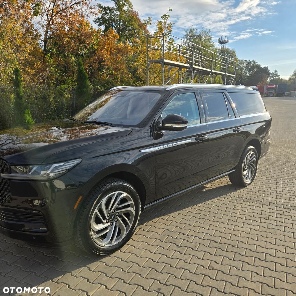 Lincoln Navigator 2025 photo 5