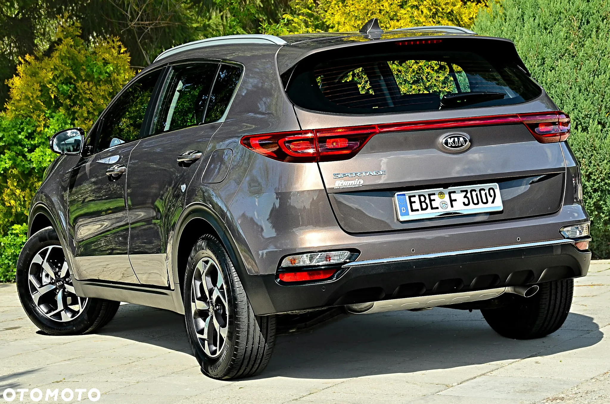 Kia Sportage 1.6 T-GDI AWD DCT PLATINUM - 4