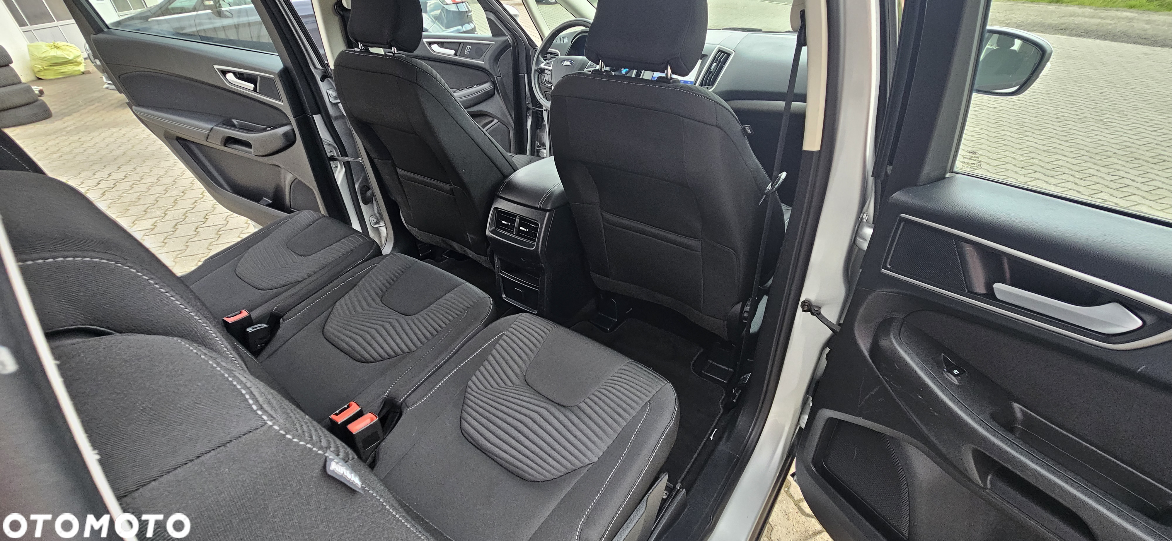 Ford S-Max 2.0 EcoBlue Titanium - 19