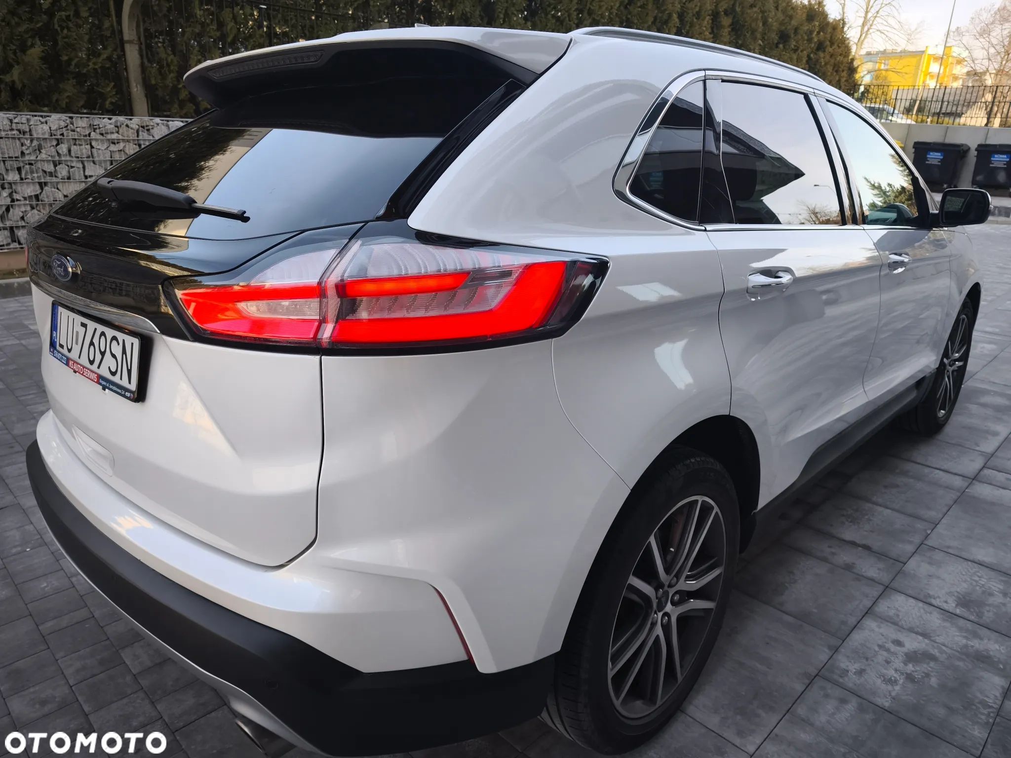 Ford Edge - 1