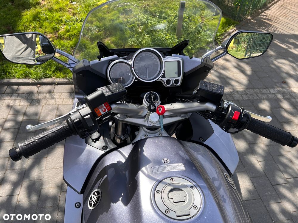 Yamaha FJR - 30