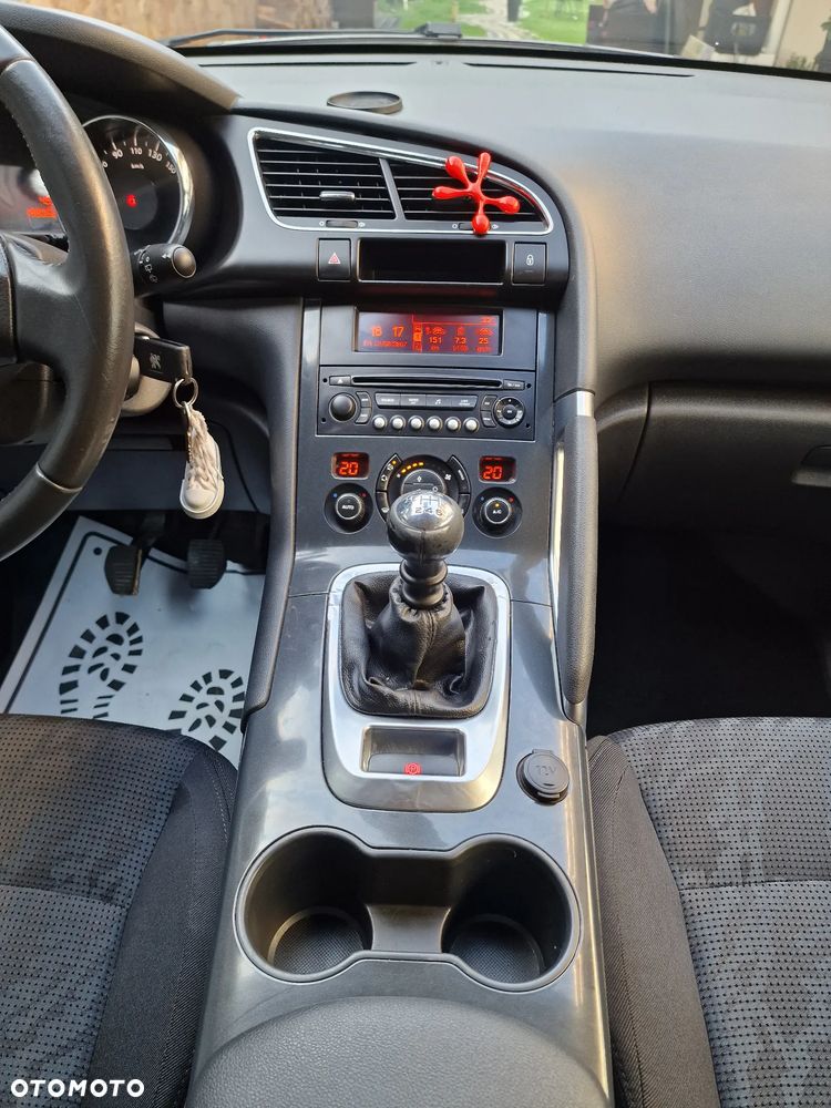 Peugeot 3008 1.6 HDi Premium - 20