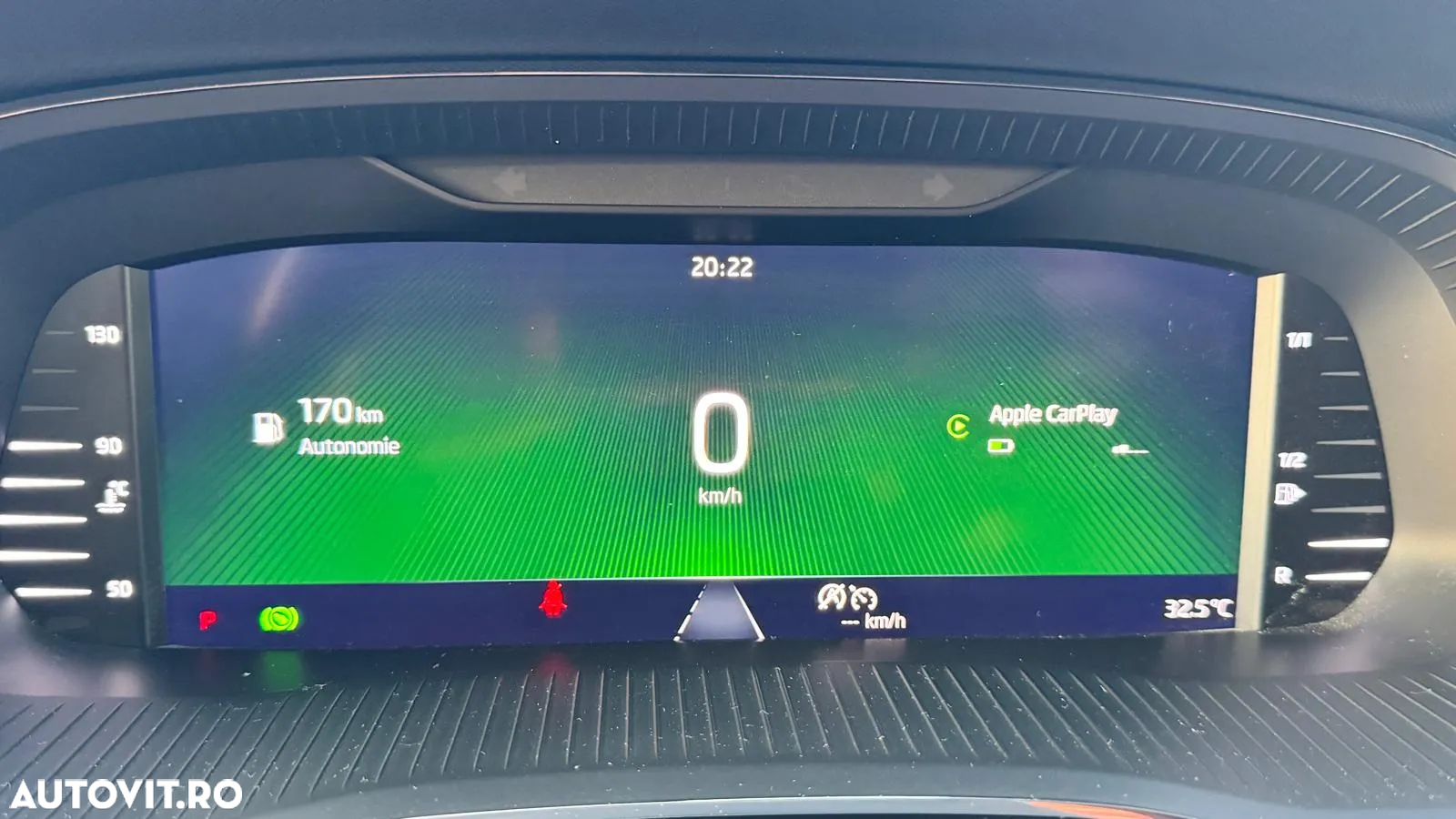 Skoda Octavia Combi 2.0 TDI DSG First Edition - 9