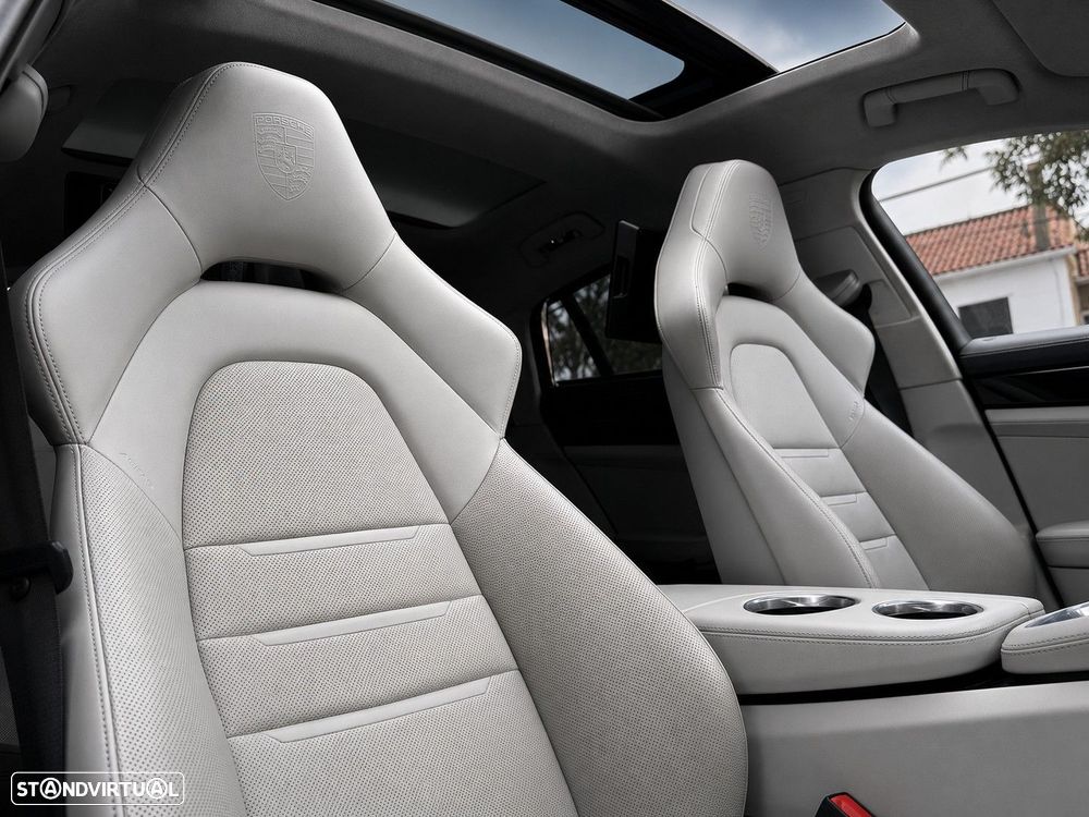 Porsche Panamera 4 E-Hybrid Platinum Edition - 15