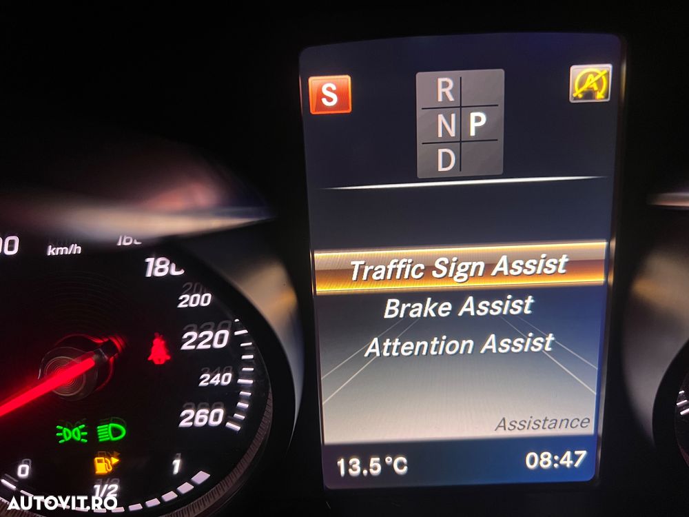 Mercedes-Benz GLC Coupe 250 d 4Matic 9G-TRONIC AMG Line - 36