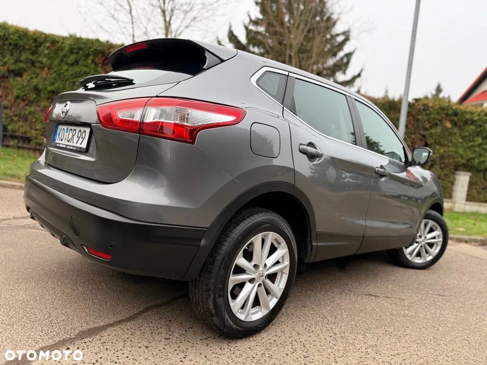 Nissan Qashqai 1.2 DIG-T Xtronic TEKNA - 4