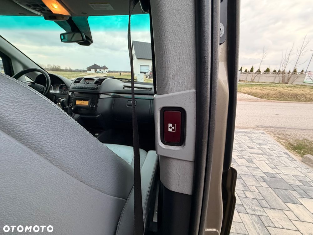 Mercedes-Benz Viano 3.0 CDI DPF lang Automatik Avantgarde - 21