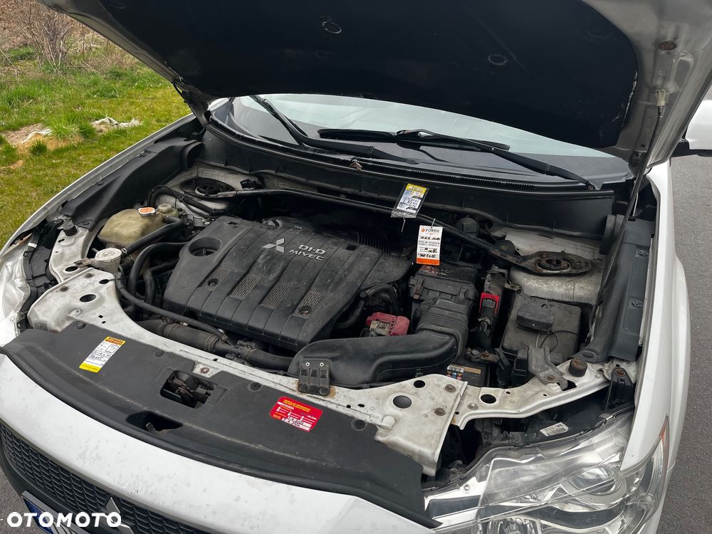 Mitsubishi Outlander 2.2 DID Intense + EU5 - 12