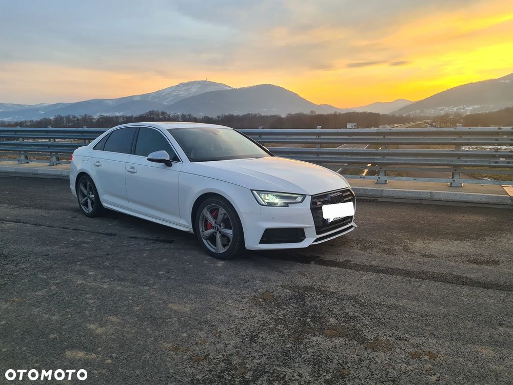 Audi S4 Limousine - 15