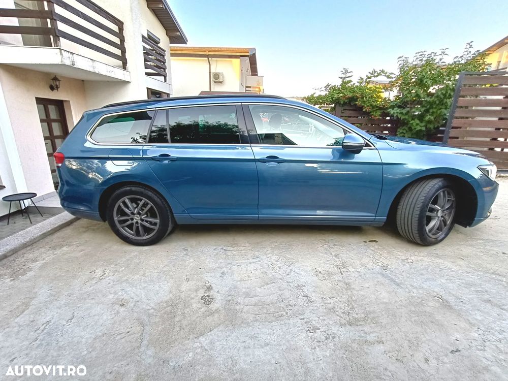 Volkswagen Passat 2.0 TDI DSG Comfortline - 11