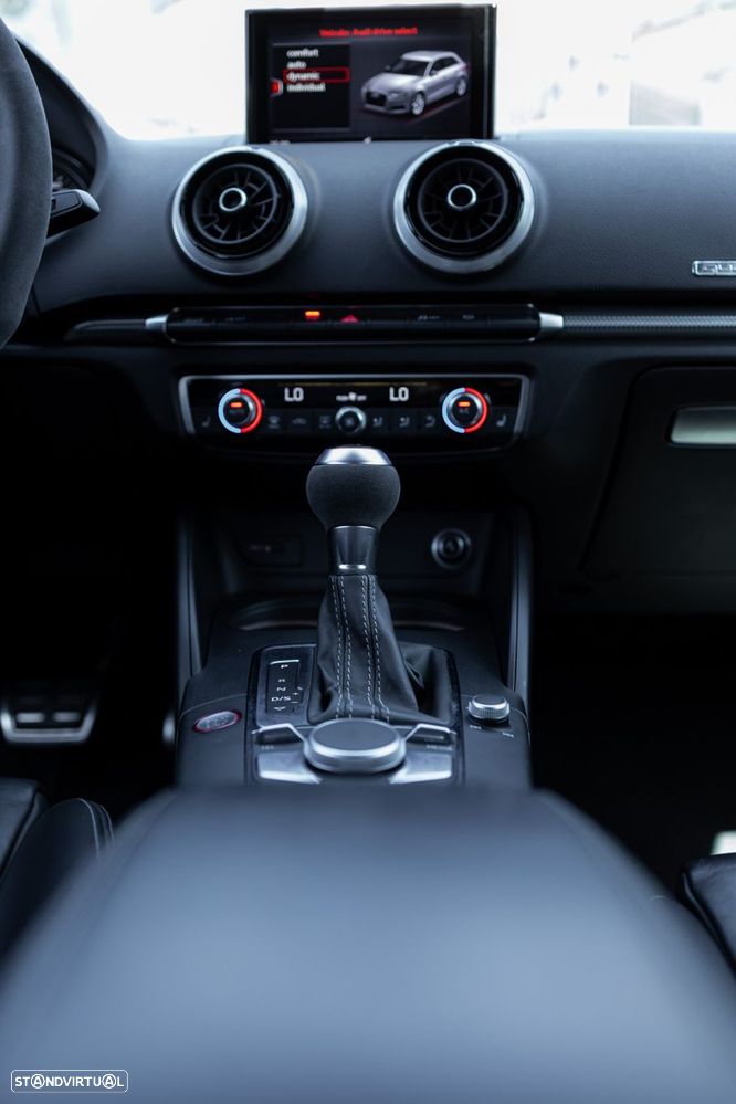 Audi RS3 Sportback TFSI quattro S tronic - 40