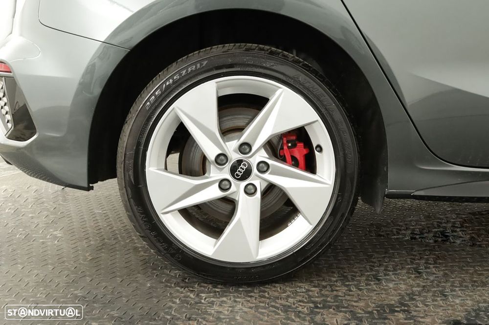 Audi A3 Sportback 45 TFSIe S line - 5