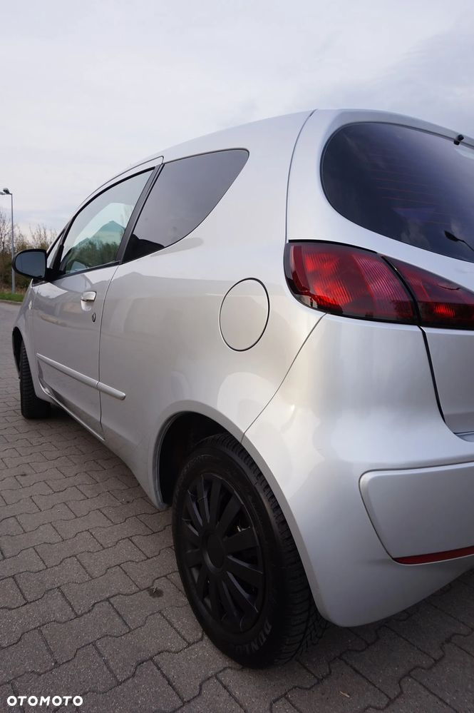 Mitsubishi Colt - 12