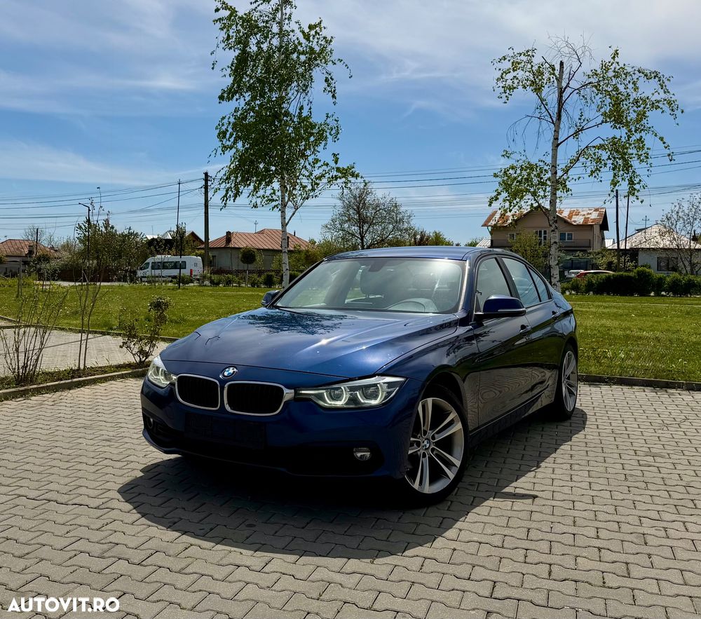 BMW Seria 3 318d Aut. Luxury Line - 1