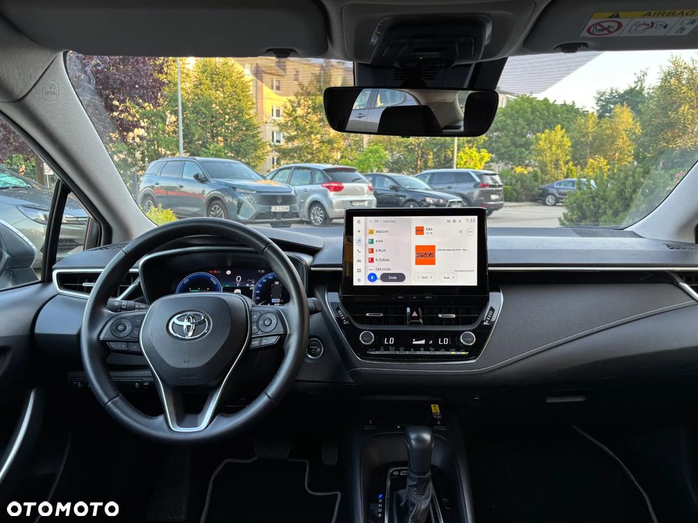 Toyota Corolla 1.8 Hybrid Comfort - 16