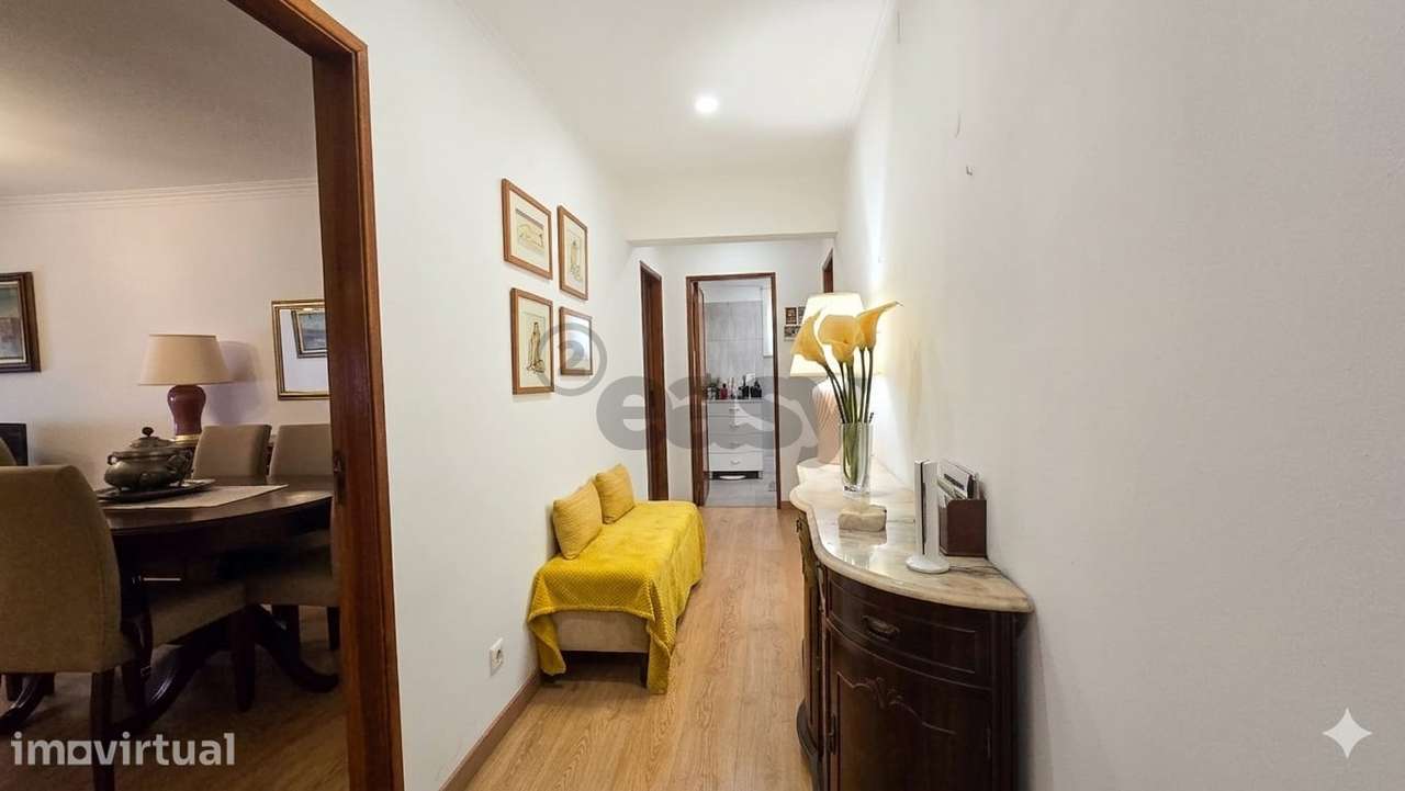Apartamento T2 com Garagem no Cacém - Grande imagem: 4/8