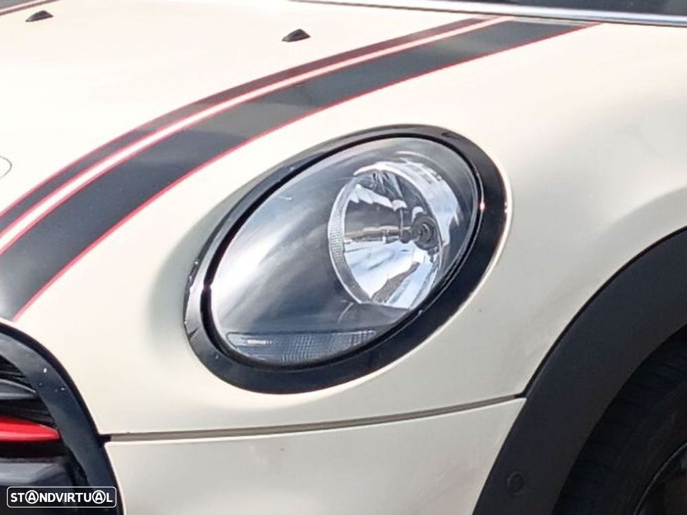 MINI 3 Portas Cooper D Auto - 3