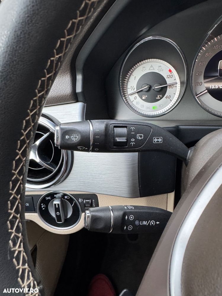 Mercedes-Benz GLK - 17