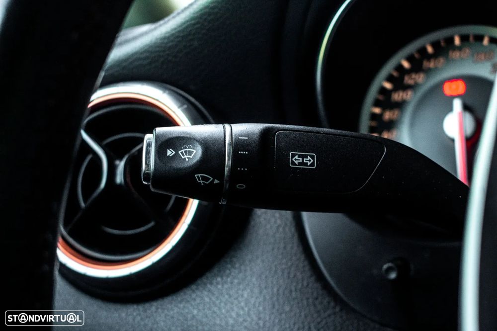 Mercedes-Benz CLA 200 CDI - 14