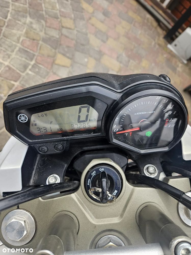 Yamaha XJ - 2