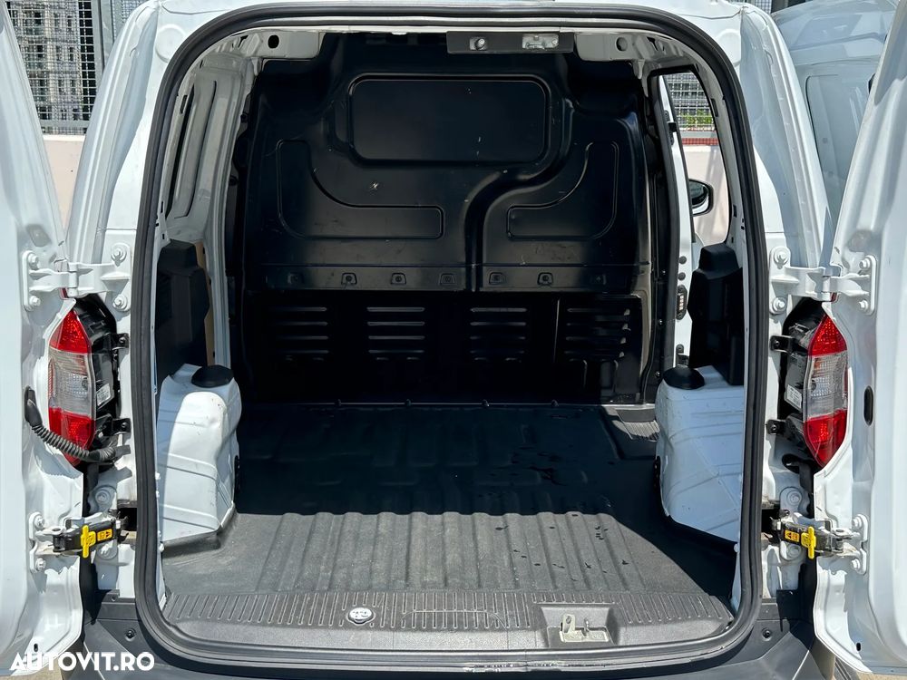 FORD Courier 2020 — imagine 11