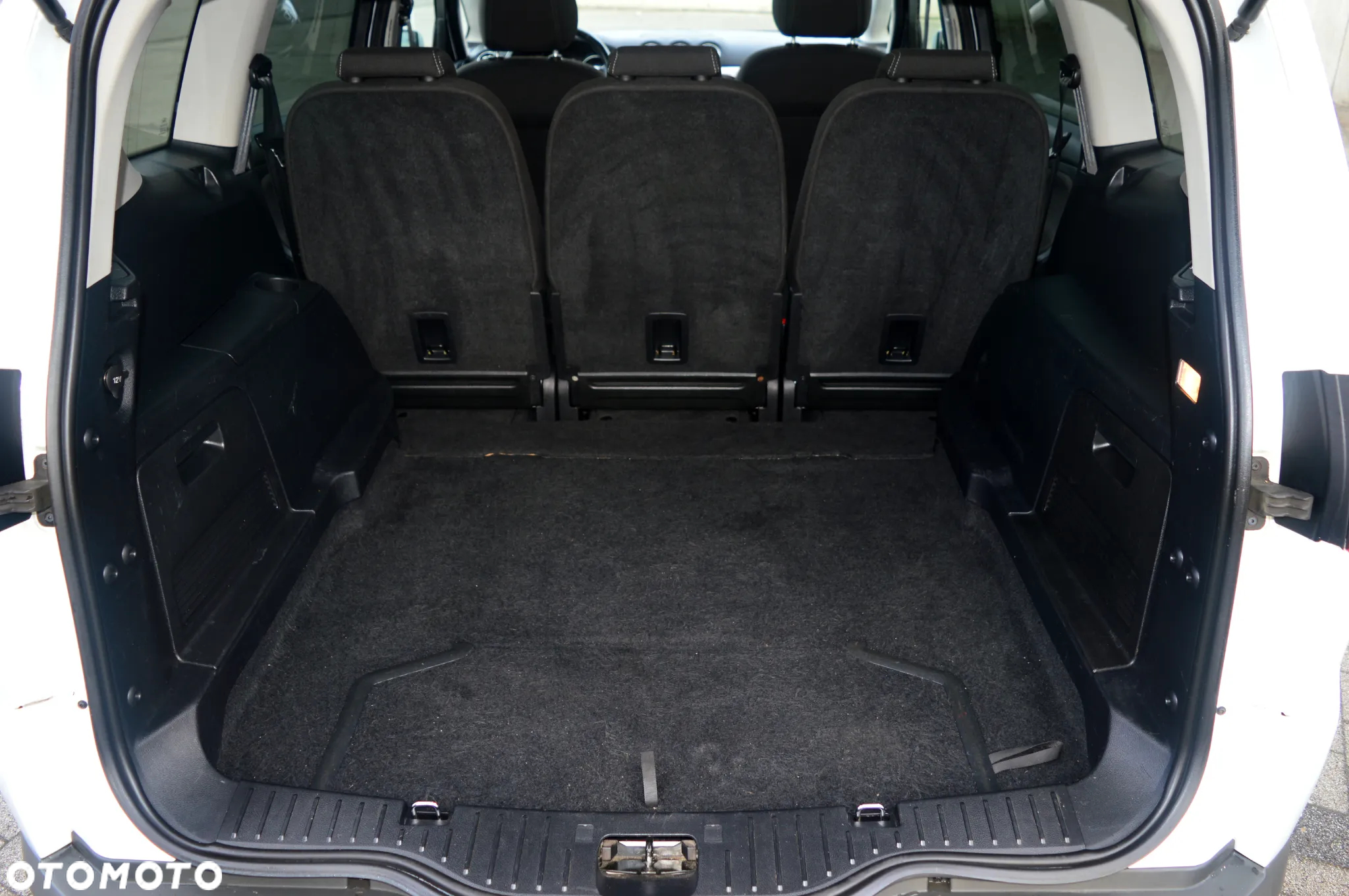 Ford S-Max - 35