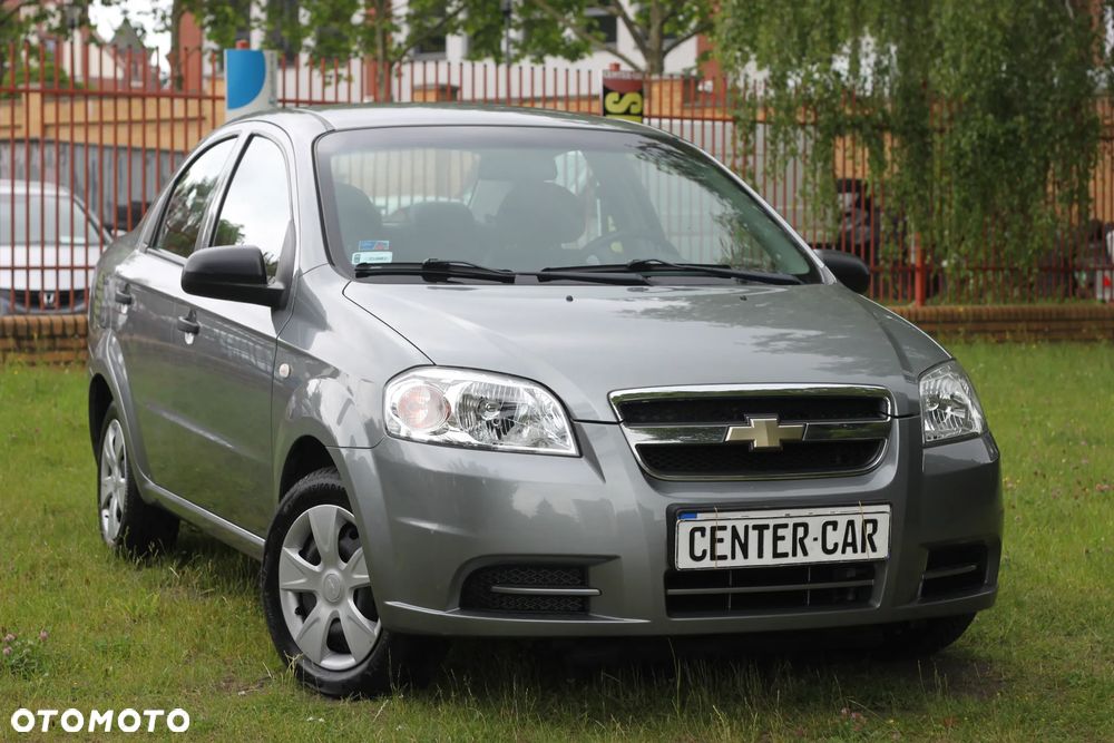 Chevrolet Aveo - 4