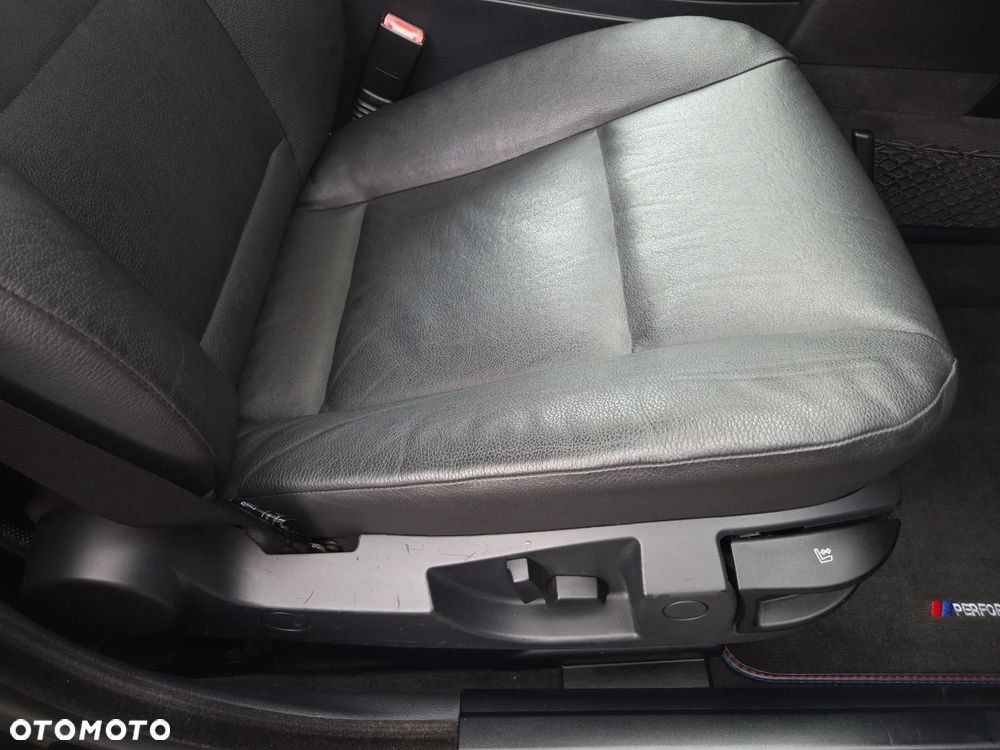 BMW Seria 5 530i - 38